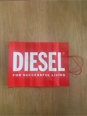 Diesel medium reusable white and red gift bag